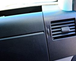 Tausan GmbH & Co. KG Spritzwerkzeuge 