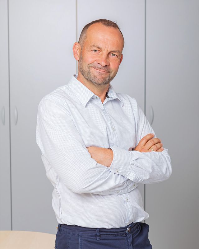 Tausan GmbH & Co. KG Spritzwerkzeuge 